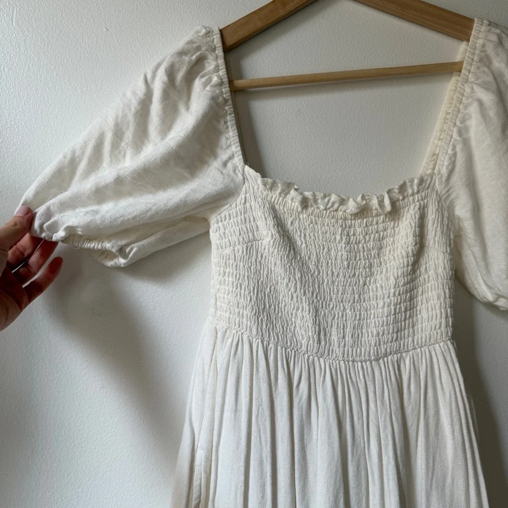 Abercrombie & Fitch white Maxi Dress with Puff Sleeves